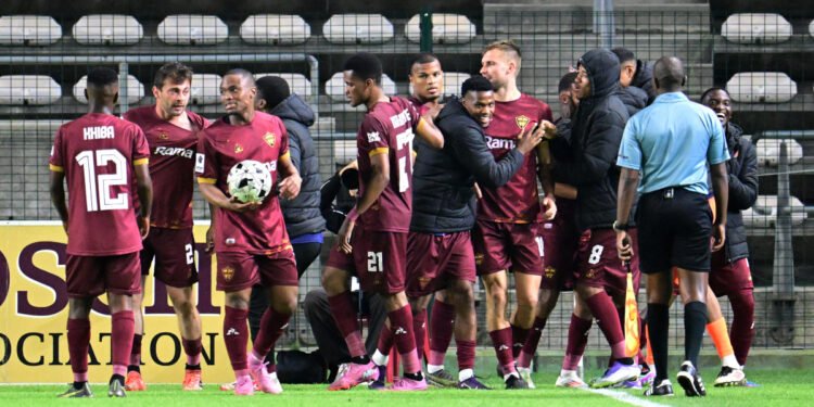 Wins for Pirates and Stellies, Chiefs draw 10 Stellenbosch FC players celebrate a goal scored by Andre de Jong of Stellenbosch FC during the Betway Premiership 2025/26 game between Stellenbosch FC and Golden Arrows at Athlone Stadium in Cape Town on 22 October 2025 © Ryan Wilkisky/BackpagePix