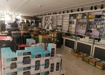 Police seize illegal phones during Fordsburg raid 13 temp 4b16a857 f3af 4184 9832 877e60f01ac1