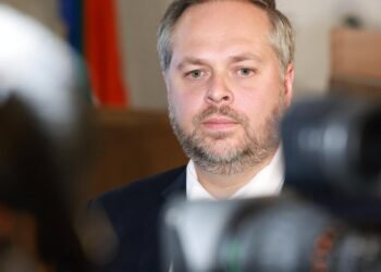 temp e09ce734 56cf 4836 950f b3fb83166ad3