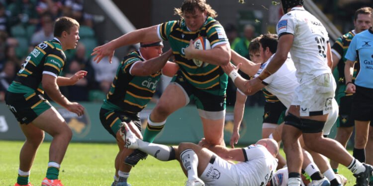 NORTHAMPTON, ENGLAND - SEPTEMBER 28:  JJ van der Mescht of Northampton Saints charges upfield during the Gallagher PREM match between Northampton Saints and Exeter Chiefs at cinch Stadium at Franklin's Gardens on September 28, 2025 in Northampton, England. (Photo by David Rogers/Getty Images)