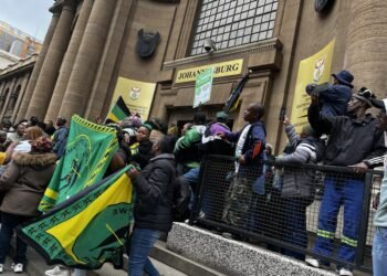 Johannesburg vs informal traders: High court case postponed to Monday 16 temp 3e294c59 7f88 4435 99ce 80c96990efff