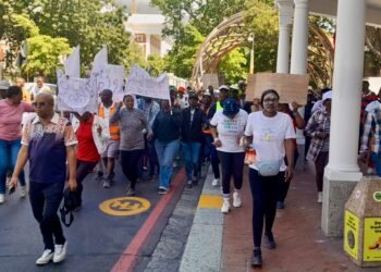 Cape Town shack dwellers march in city centre for services 17 temp 6afa0deb 0fe1 45e0 a966 11a17abefc96